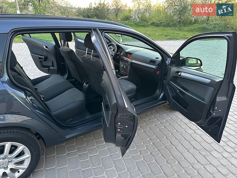 Универсал Opel Astra 2007 в Теплике