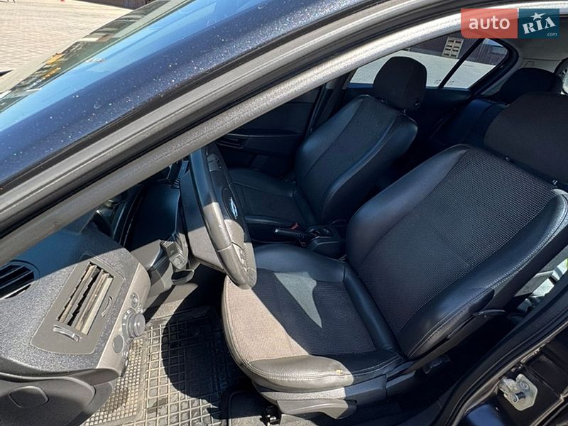 Хэтчбек Opel Astra 2006 в Черкассах