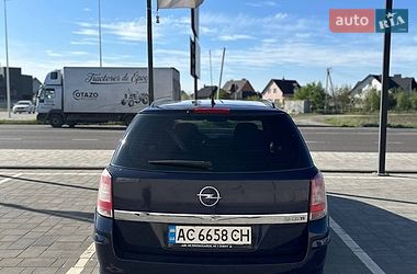 Универсал Opel Astra 2008 в Луцке
