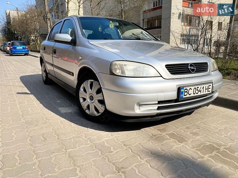 Хэтчбек Opel Astra 2003 в Львове
