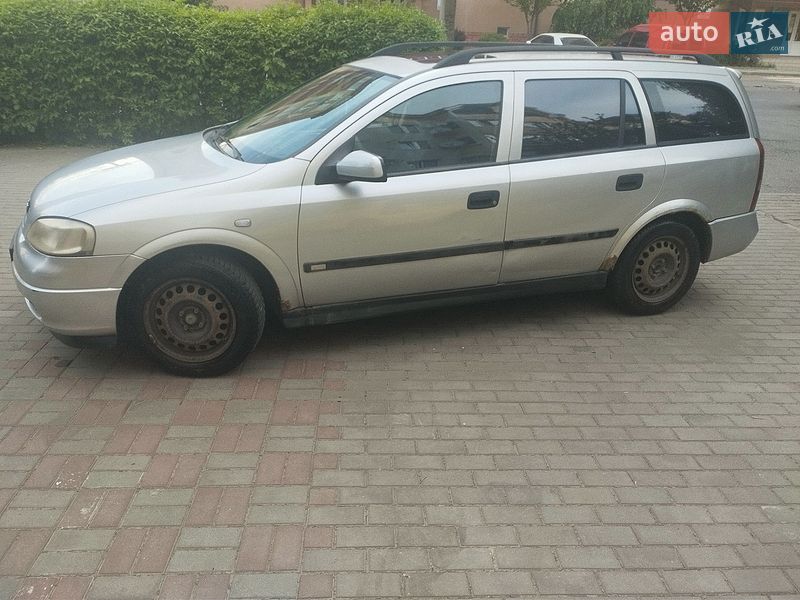 Универсал Opel Astra 1999 в Ужгороде