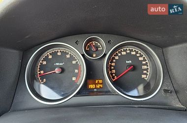 Универсал Opel Astra 2011 в Луцке