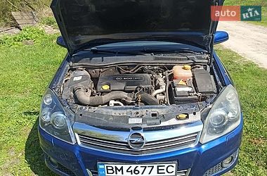 Универсал Opel Astra 2008 в Глухове