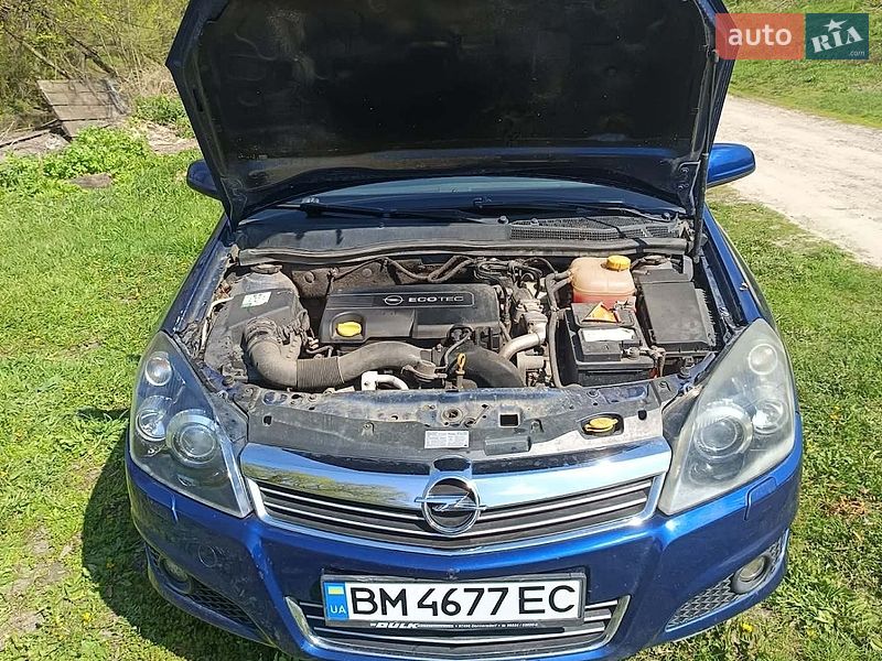 Универсал Opel Astra 2008 в Глухове