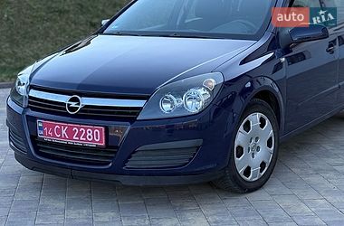Универсал Opel Astra 2006 в Долине