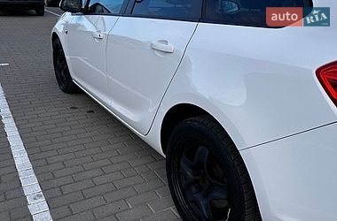 Универсал Opel Astra 2012 в Дрогобыче