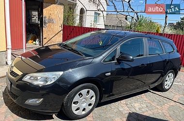 Универсал Opel Astra 2012 в Виннице