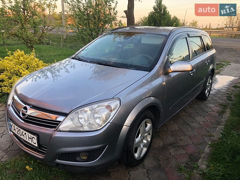 Универсал Opel Astra 2007 в Луцке