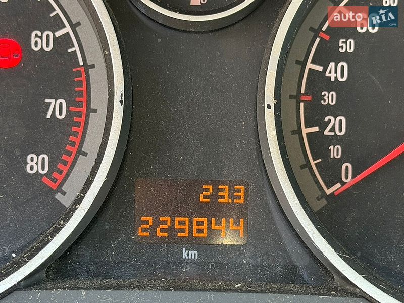 Универсал Opel Astra 2010 в Киеве