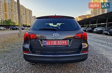 Универсал Opel Astra 2013 в Киеве