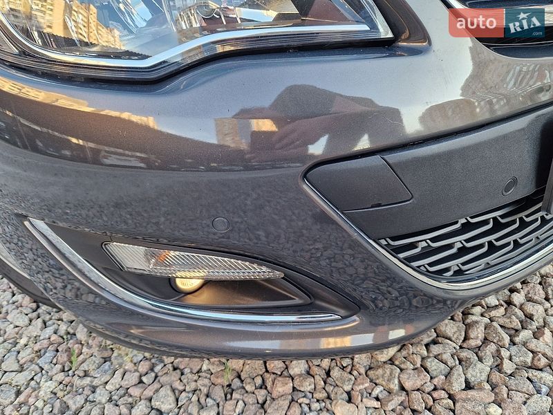 Универсал Opel Astra 2013 в Киеве