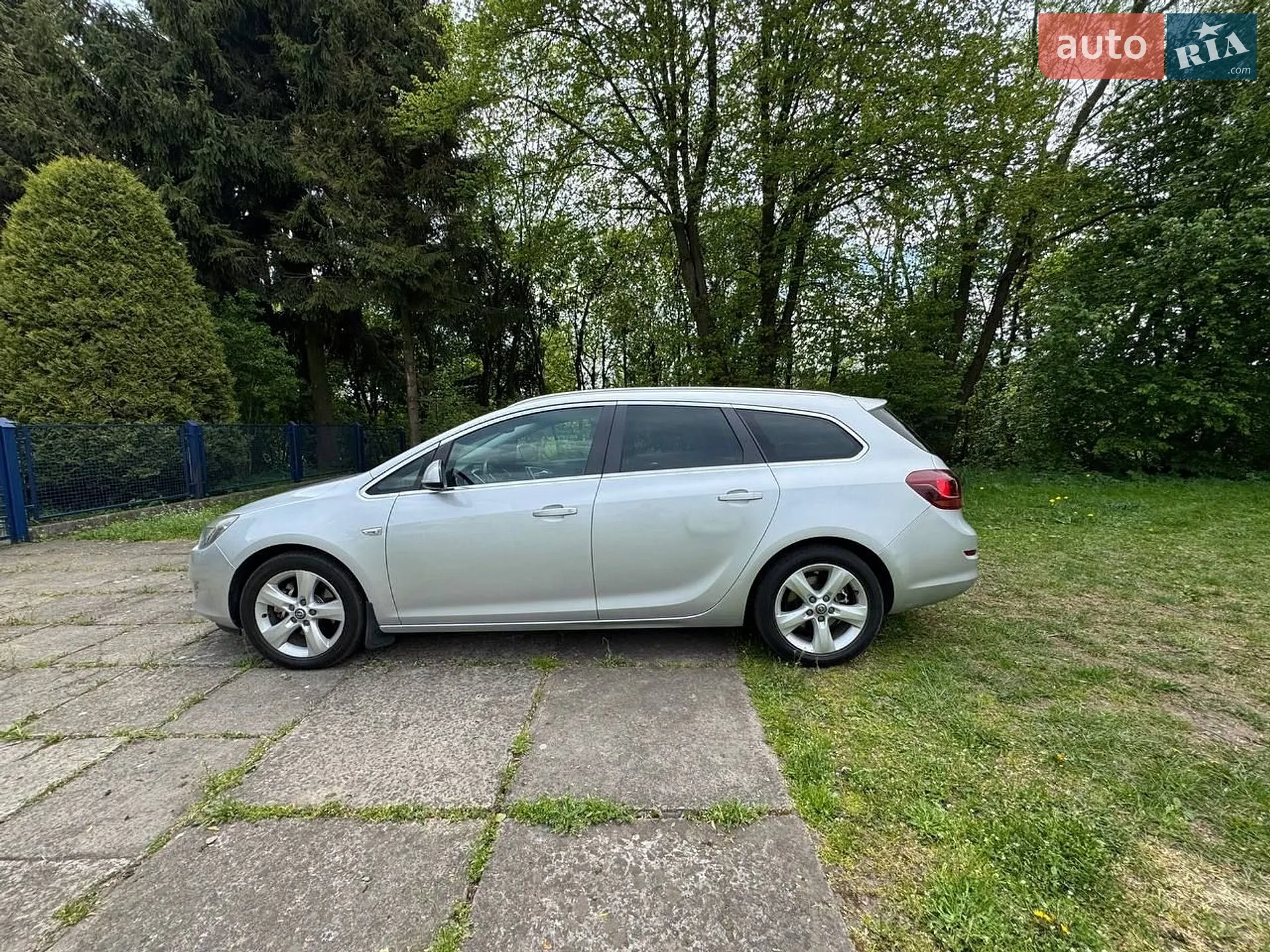2011 Opel Astra - мініатюра 12