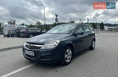 Хетчбек Opel Astra 2009 в Львові