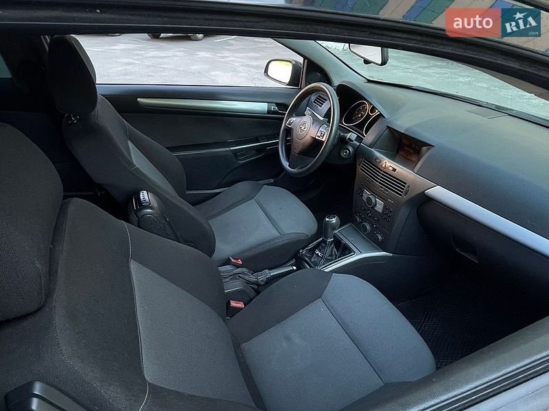 Хэтчбек Opel Astra 2006 в Харькове