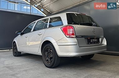 Универсал Opel Astra 2012 в Киеве