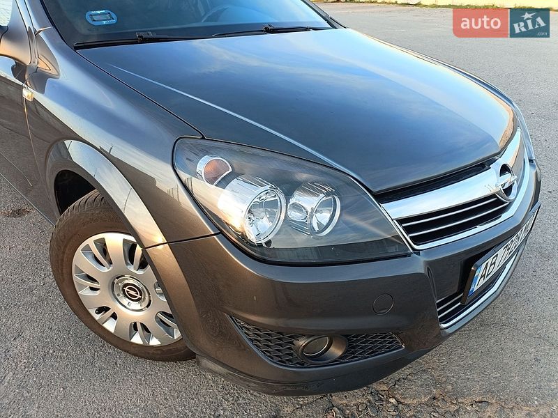 Универсал Opel Astra 2009 в Виннице
