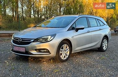 Универсал Opel Astra 2018 в Хмельницком