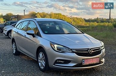 Универсал Opel Astra 2018 в Хмельницком
