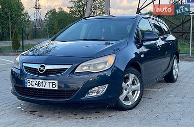 Універсал Opel Astra 2012 в Турці