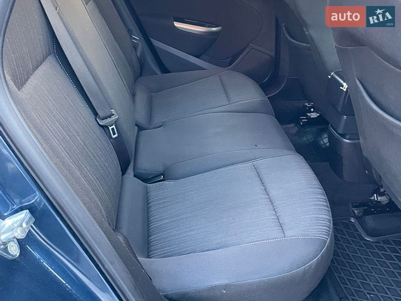 Универсал Opel Astra 2012 в Турке