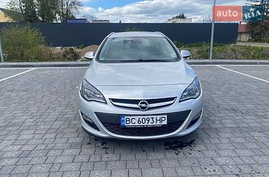 Універсал Opel Astra 2013 в Самборі