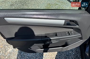 Универсал Opel Astra 2010 в Полтаве