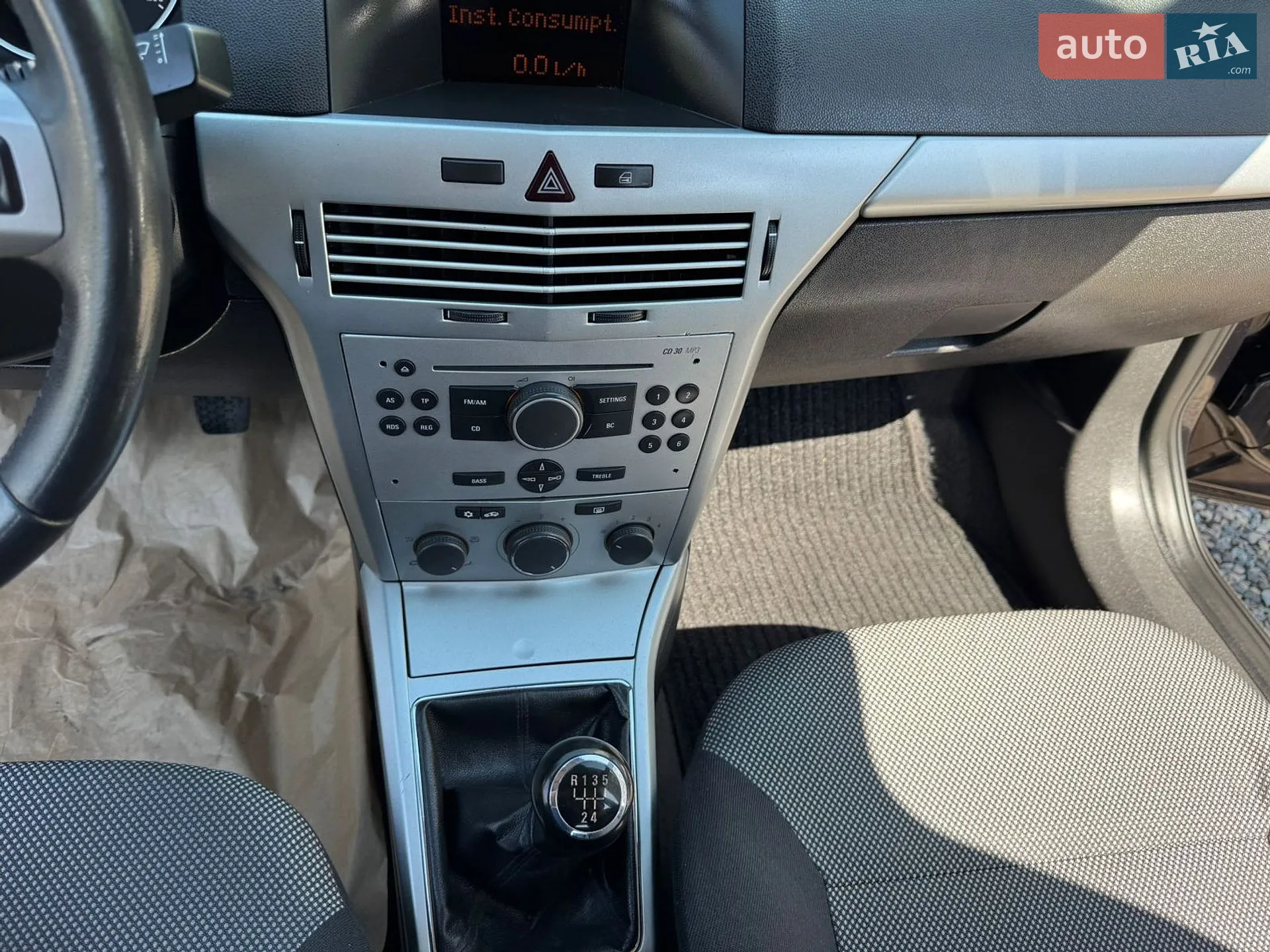 2010 Opel Astra - мініатюра 26