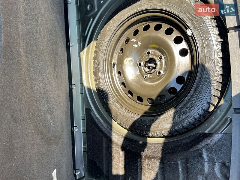 Универсал Opel Astra 2010 в Полтаве