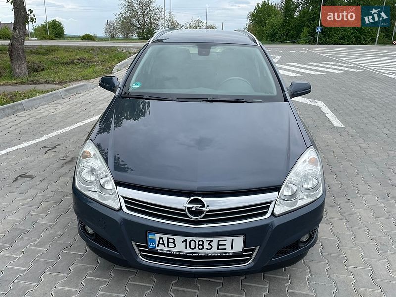 Универсал Opel Astra 2008 в Тульчине