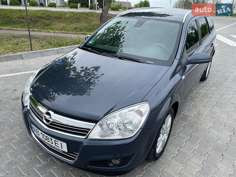 Универсал Opel Astra 2008 в Тульчине