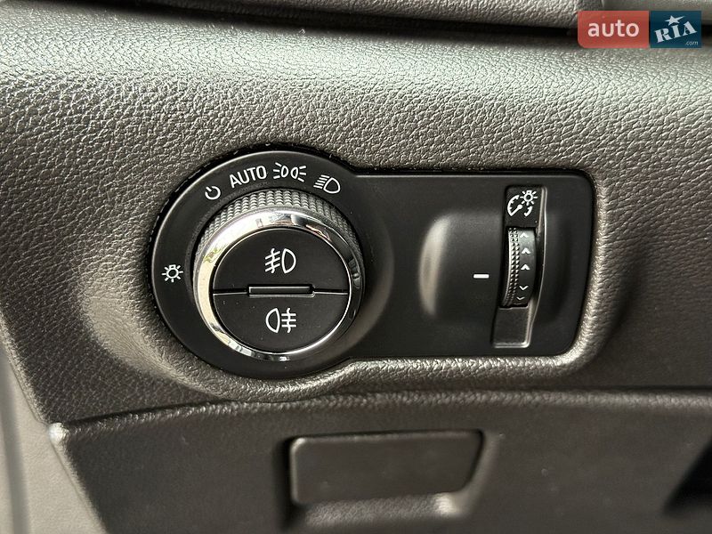 Универсал Opel Astra 2014 в Стрые