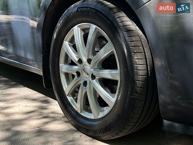 Универсал Opel Astra 2014 в Киеве