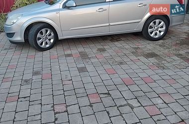 Універсал Opel Astra 2008 в Брюховичах