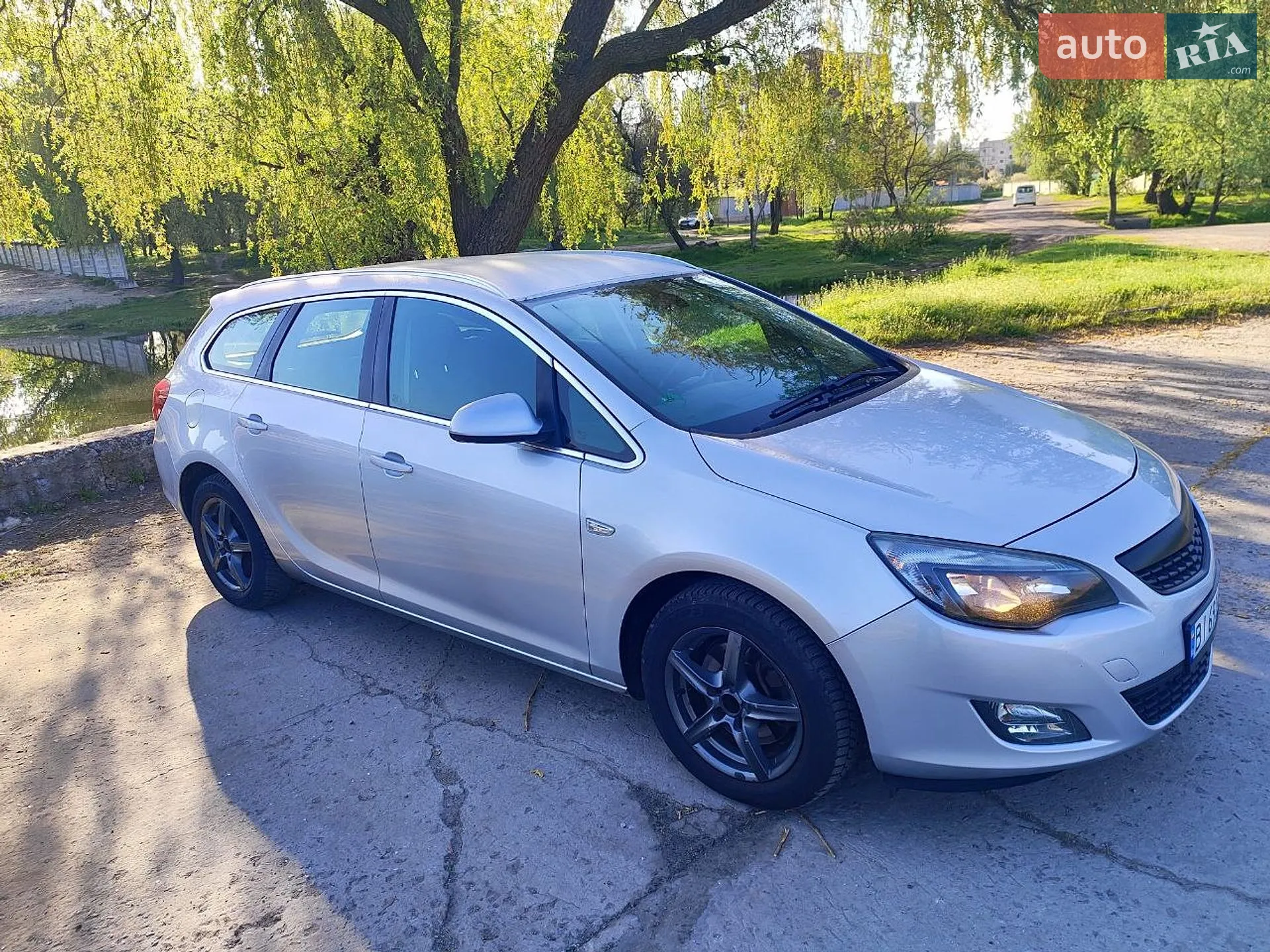 2010 Opel Astra - мініатюра 8