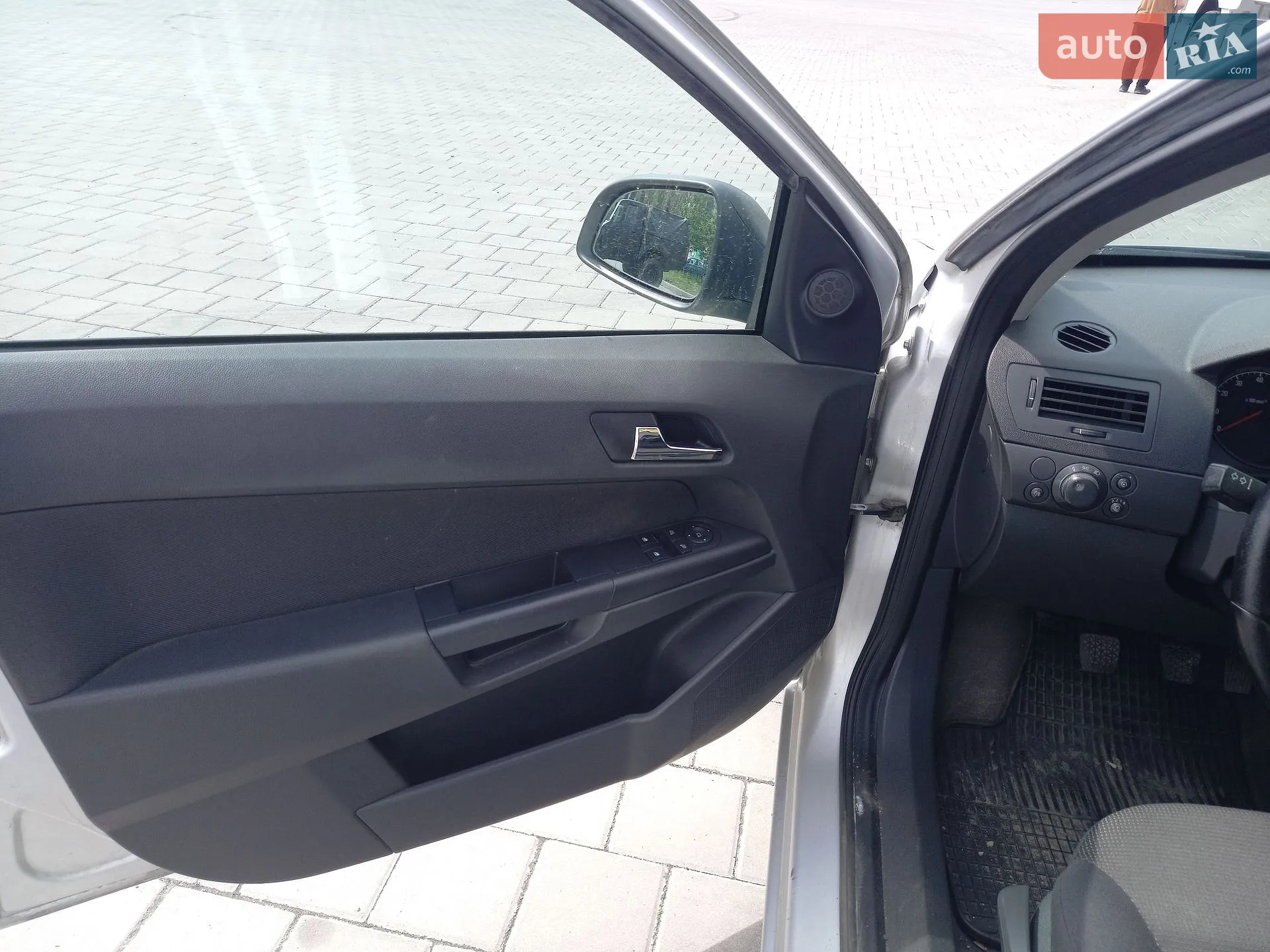 2010 Opel Astra - мініатюра 15