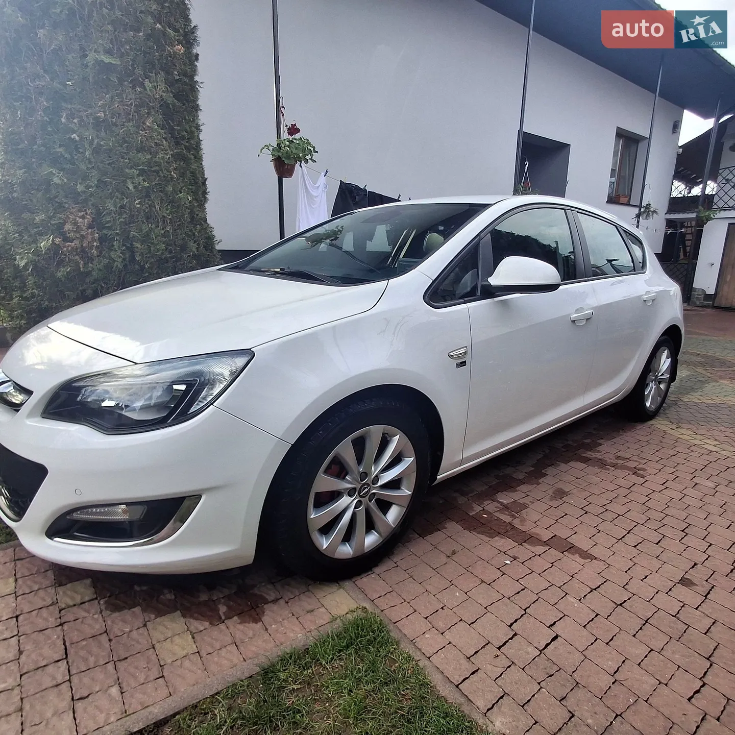 2012 Opel Astra - фото 1