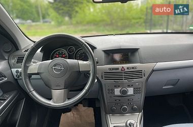 Универсал Opel Astra 2006 в Виннице