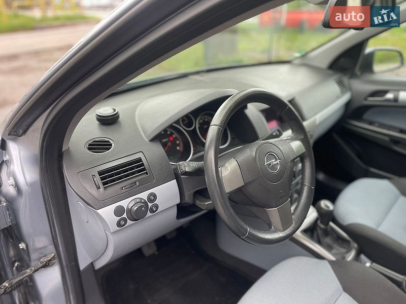 Универсал Opel Astra 2006 в Виннице