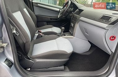 Универсал Opel Astra 2006 в Виннице