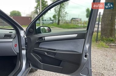 Универсал Opel Astra 2006 в Виннице