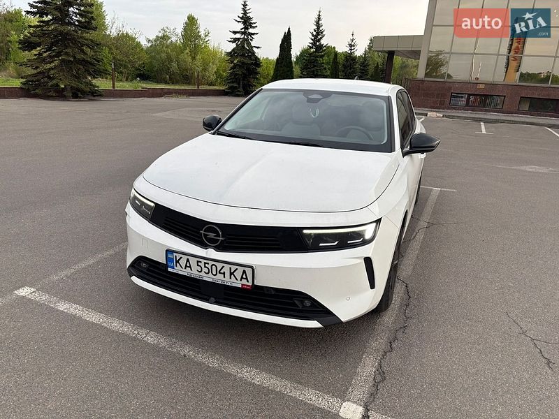 Opel Astra 2023