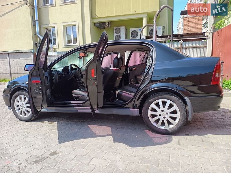Opel Astra 2008