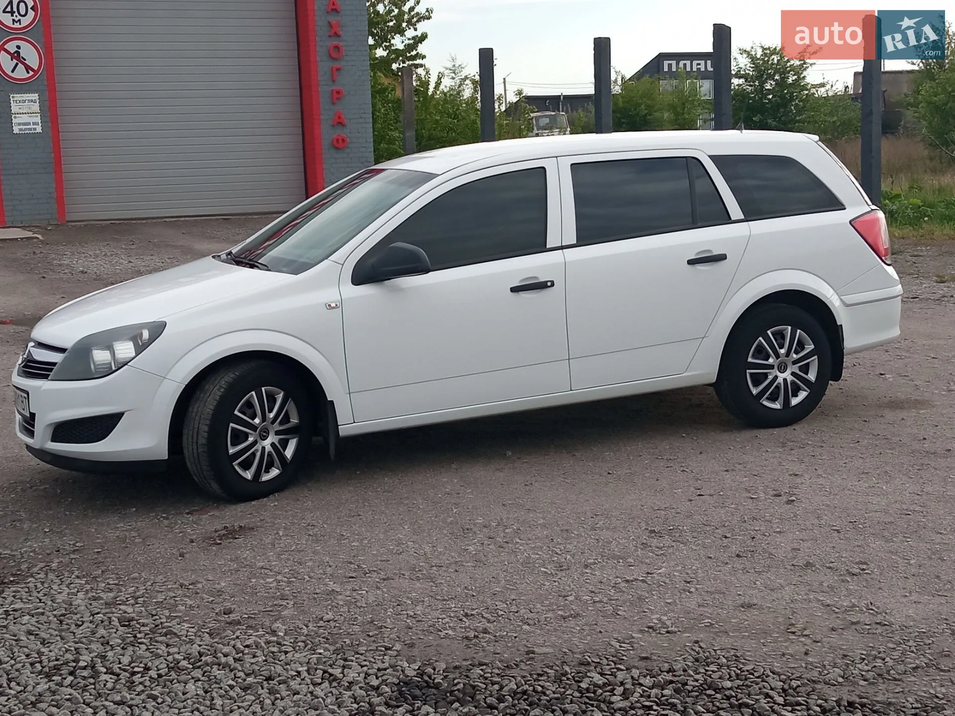 2010 Opel Astra - мініатюра 21