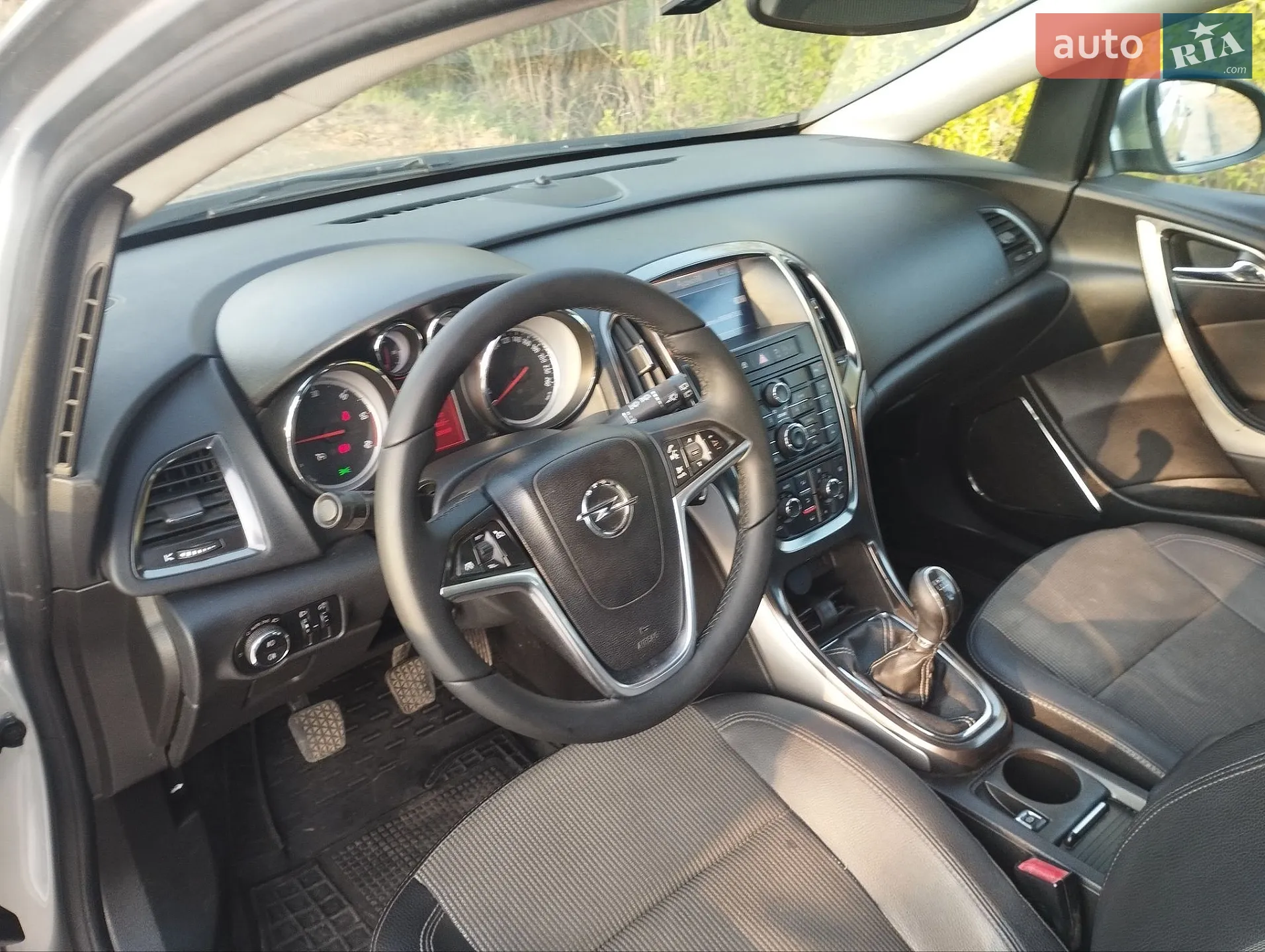 2010 Opel Astra - мініатюра 21