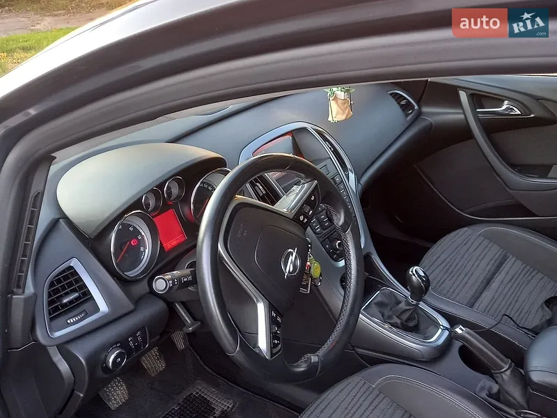 Opel Astra 2015