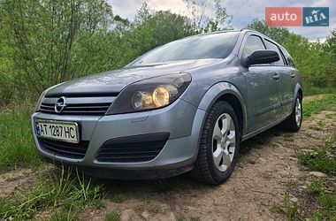 Универсал Opel Astra 2004 в Ивано-Франковске