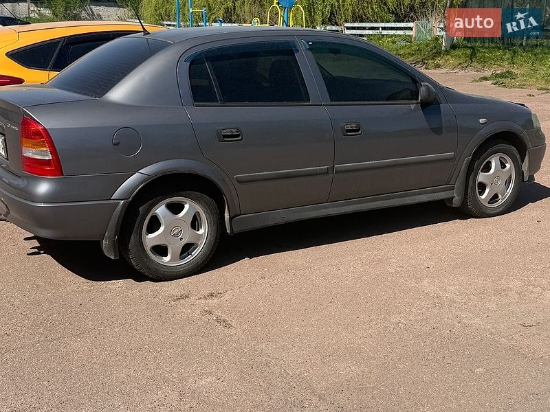 Opel Astra 2007