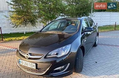 Універсал Opel Astra 2015 в Хмельницькому