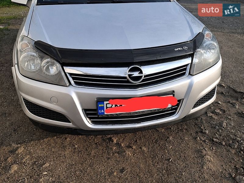Opel Astra 2010
