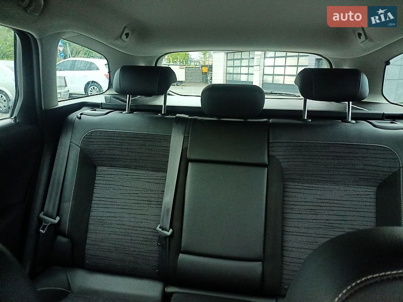 Универсал Opel Astra 2015 в Львове